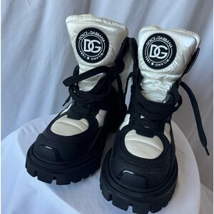 Dolce&Gabbana size 37